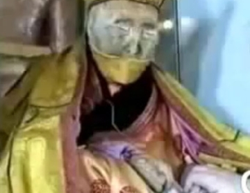 160 y.o. Buddhist Lama Died 85 Years Ago And Still Alive