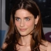 Amanda Peet